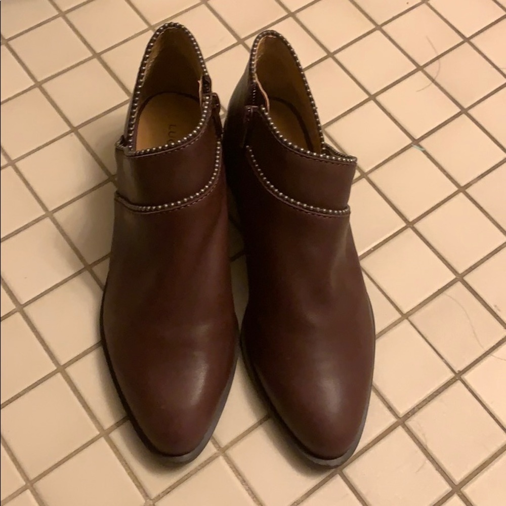Lucky Brand ankle boots burgundy 7M/37.5